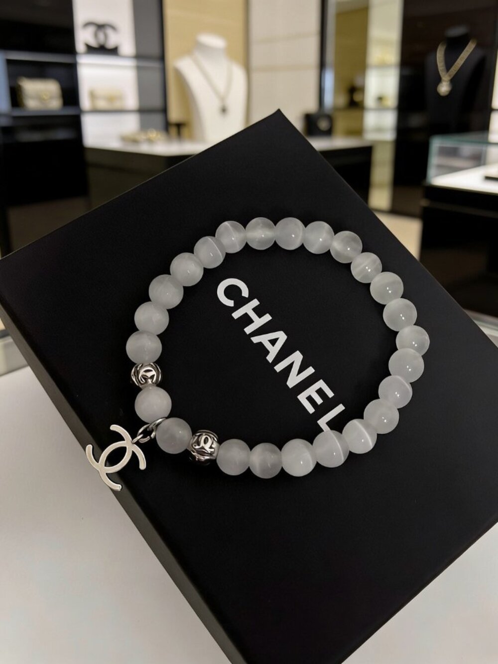 🎗️ Woman's Chanel bracelet🎗️